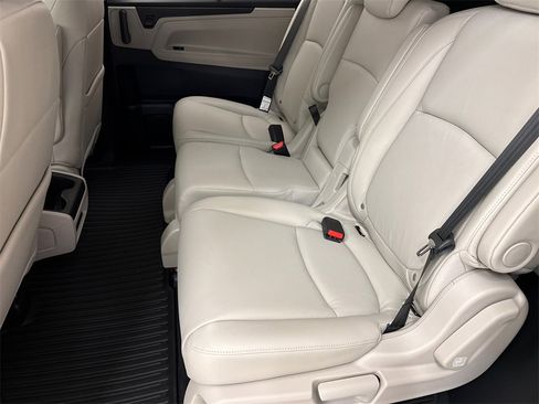 New 2026 Honda Odyssey EX-L image 17