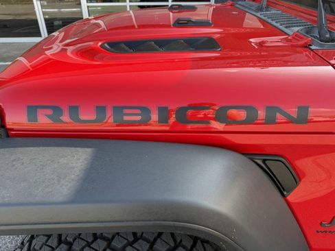 Used 2021 Jeep Wrangler Unlimited Rubicon w/ Steel Bumper Group image 20