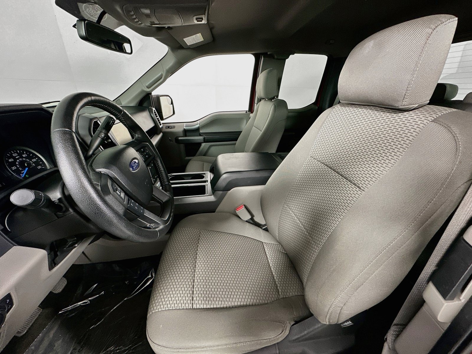 Used 2015 Ford F150 XLT w/ Equipment Group 302A Luxury RWD image 20