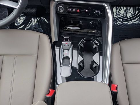New 2026 Audi Q5 Premium Plus AWD/4WD image 18