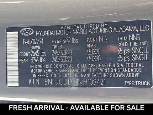 Used 2024 Hyundai Santa Cruz Night AWD/4WD image 16