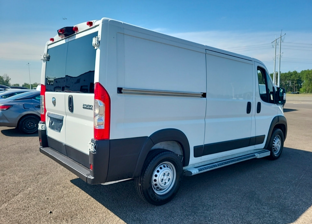 Used 2025 RAM ProMaster 2500 w/ U-Haul Equipment Group FWD image 5