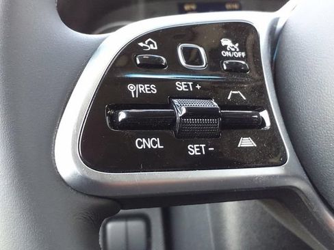Used 2023 Mercedes-Benz Sprinter 2500 image 8