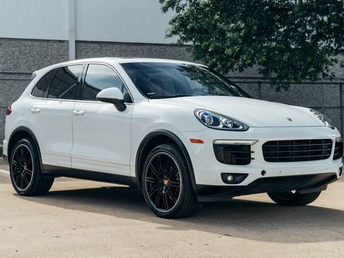 Used 2016 Porsche Cayenne S AWD/4WD image 78