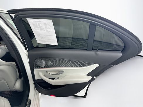 Used 2021 Mercedes-Benz E 350 Sedan image 31
