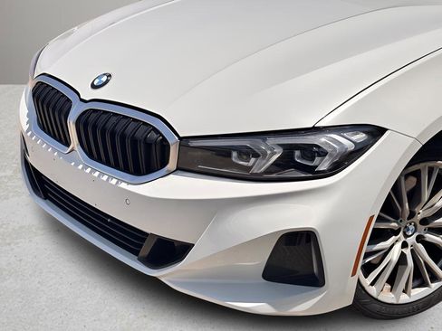 Used 2023 BMW 330i xDrive Sedan AWD/4WD image 26