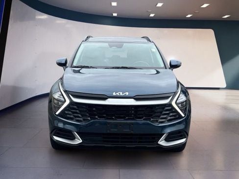 Certified 2023 Kia Sportage EX w/ EX Premium Package AWD/4WD image 8