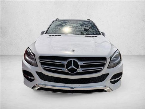 Used 2018 Mercedes-Benz GLE 350 4MATIC image 2