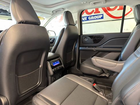 Used 2025 Lincoln Aviator 2WD w/ Jet Appearance Package image 22