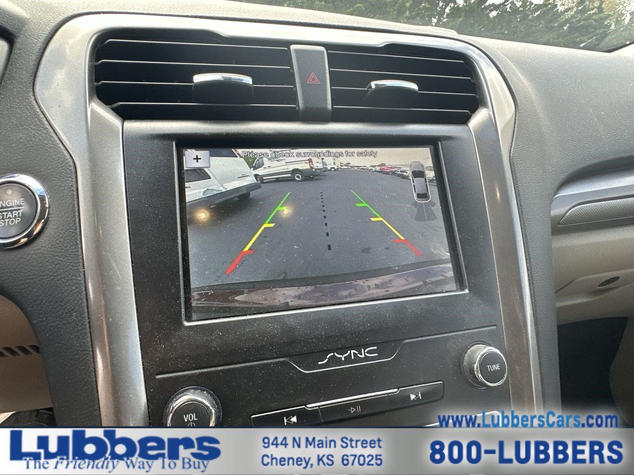 Used 2019 Ford Fusion SE FWD image 17