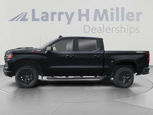 New 2026 Chevrolet Silverado 1500 Custom Trail Boss w/ LPO, Dark Essentials Package AWD/4WD image 2