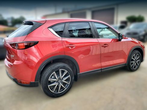 Used 2018 MAZDA CX-5 Touring w/ Preferred Equipment Package AWD/4WD image 19