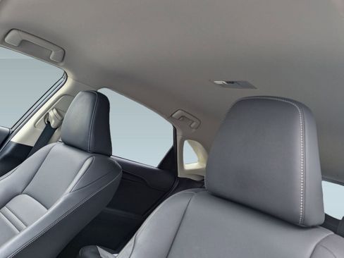 Used 2018 Lexus NX 300 FWD image 21