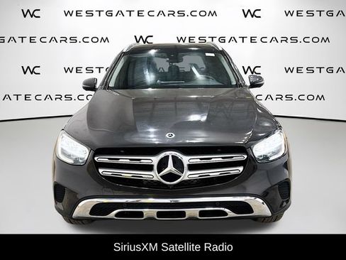 Used 2021 Mercedes-Benz GLC 300 image 4