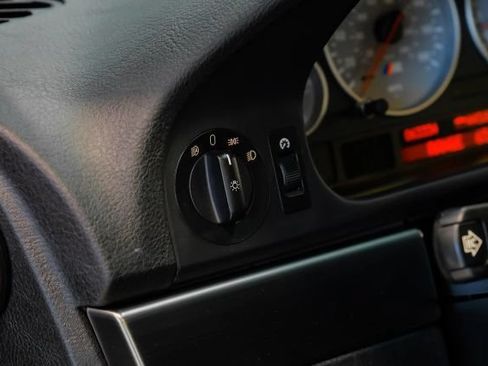Used 2003 BMW M5 RWD image 39