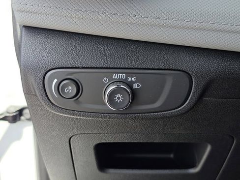 New 2026 Chevrolet TrailBlazer LT w/ LT Cold Weather Package FWD image 27