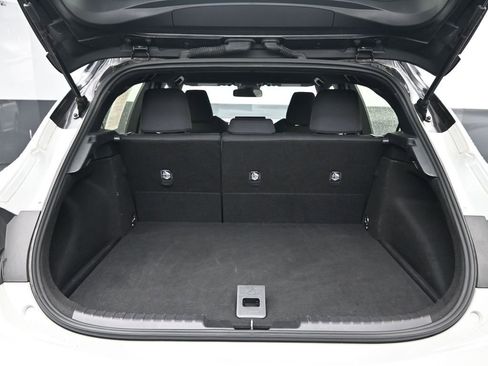 Used 2023 Toyota Corolla SE w/ SE Premium Package image 30