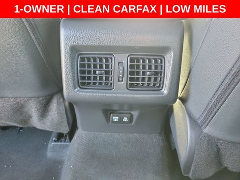 Used 2025 Toyota Camry SE FWD image 14
