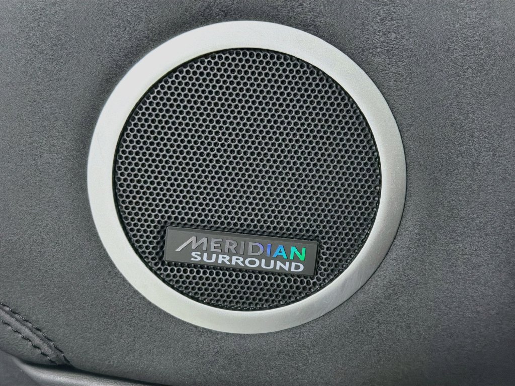 New 2026 Land Rover Discovery S AWD/4WD image 19