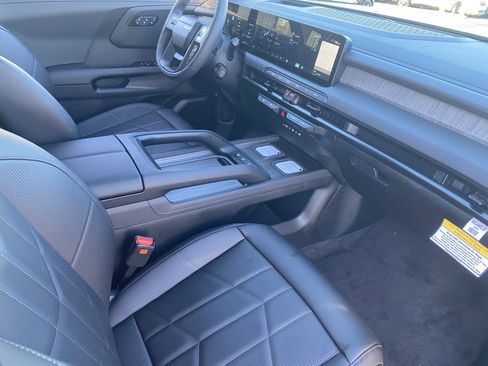 New 2027 Kia Telluride X-Line SX Prestige image 10