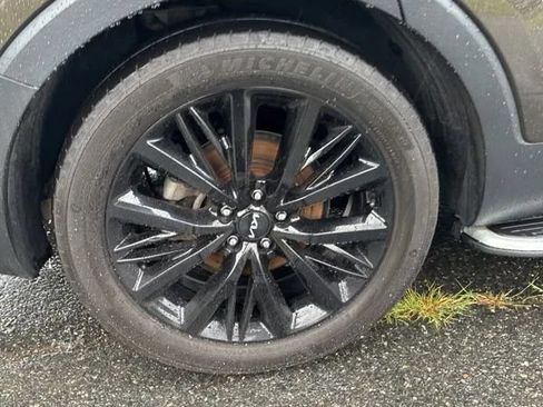 Used 2022 Kia Telluride SX w/ SX Prestige Package AWD/4WD image 15