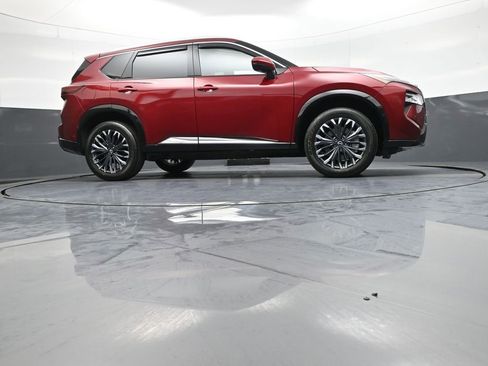 Used 2026 Nissan Rogue Platinum w/ Tech Package AWD/4WD image 29