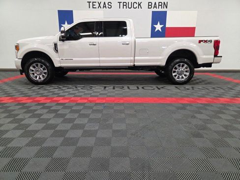 Used 2019 Ford F350 Limited AWD/4WD image 1