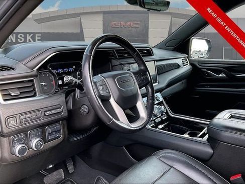 Used 2021 GMC Yukon Denali w/ Denali Premium Package AWD/4WD image 15