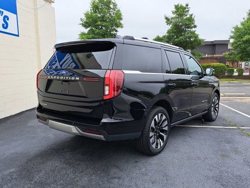 New 2026 Ford Expedition Platinum w/ Driver's Package AWD/4WD image 6
