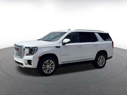 Used 2023 GMC Yukon Denali AWD/4WD image 6