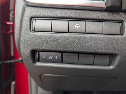 Used 2023 Nissan Rogue SV image 20