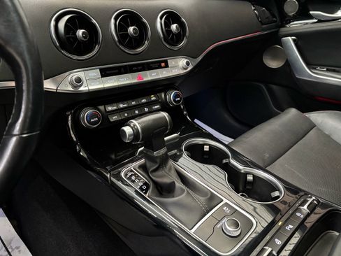 Used 2019 Kia Stinger w/ Sun & Sound Package image 20