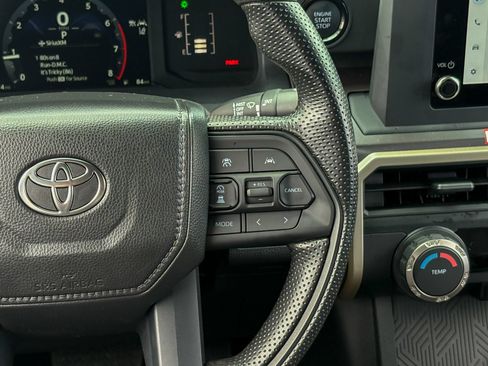 Used 2026 Toyota Tacoma SR5 AWD/4WD image 28
