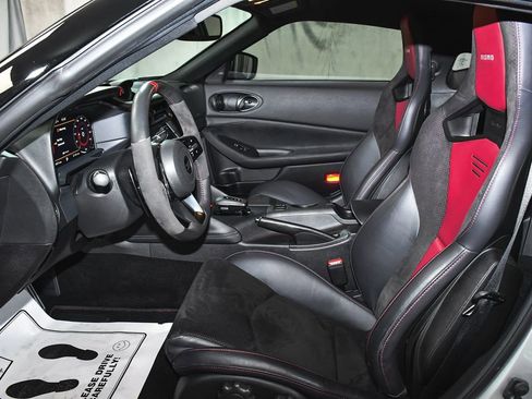 Used 2024 Nissan Z NISMO w/ Floor Mat Package RWD image 44