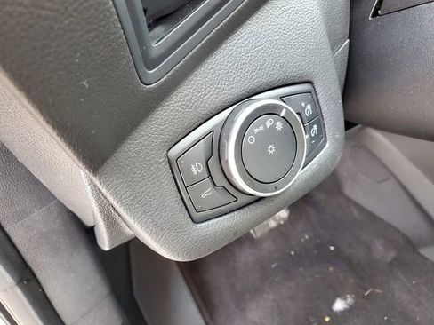 Used 2018 Ford Escape SE image 20