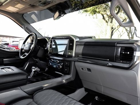 Used 2021 Ford F150 Limited image 10