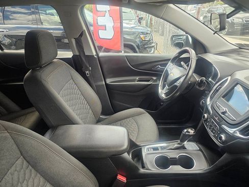 Used 2019 Chevrolet Equinox LT FWD image 6