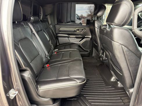 Used 2019 RAM 1500 Limited w/ Body Color Bumper Group image 34