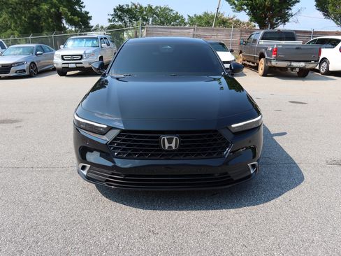Certified 2025 Honda Accord Touring image 9
