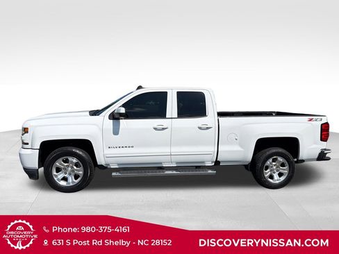 Used 2018 Chevrolet Silverado 1500 LT w/ All Star Edition AWD/4WD image 9