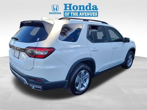 Used 2026 Honda Pilot EX-L image 4