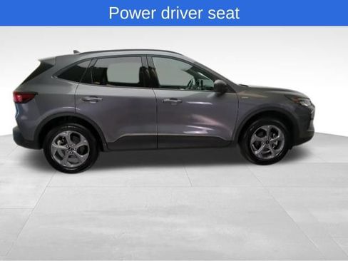 Used 2025 Ford Escape ST-Line AWD/4WD image 9