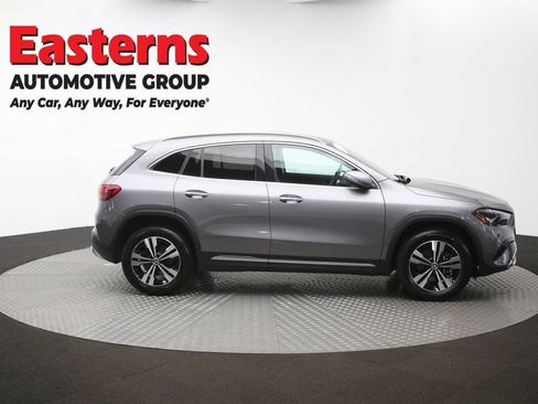 Used 2025 Mercedes-Benz GLA 250 image 42