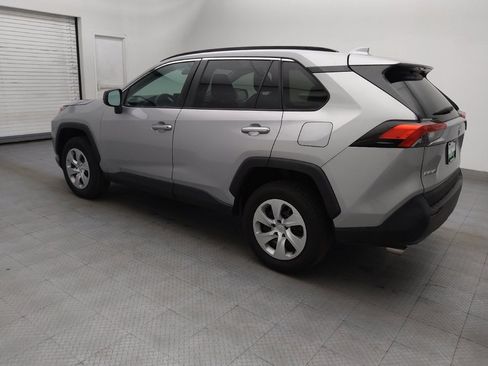Used 2021 Toyota RAV4 LE image 3