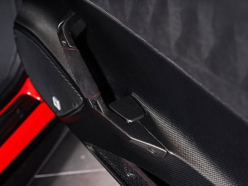 Used 2019 Ferrari 488 Pista Coupe RWD image 72