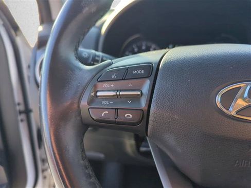 Used 2021 Hyundai Kona SEL w/ Cargo Package FWD image 17