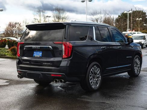 Used 2023 GMC Yukon Denali Ultimate image 10