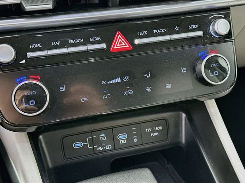 Used 2025 Hyundai Tucson SEL FWD image 23