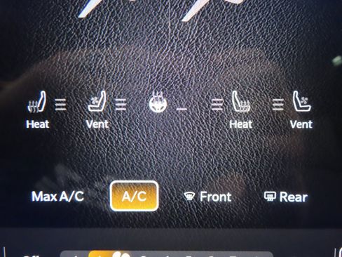 Used 2022 RAM 2500 Laramie image 17