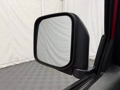 Used 2001 Mitsubishi Montero Sport XS image 9